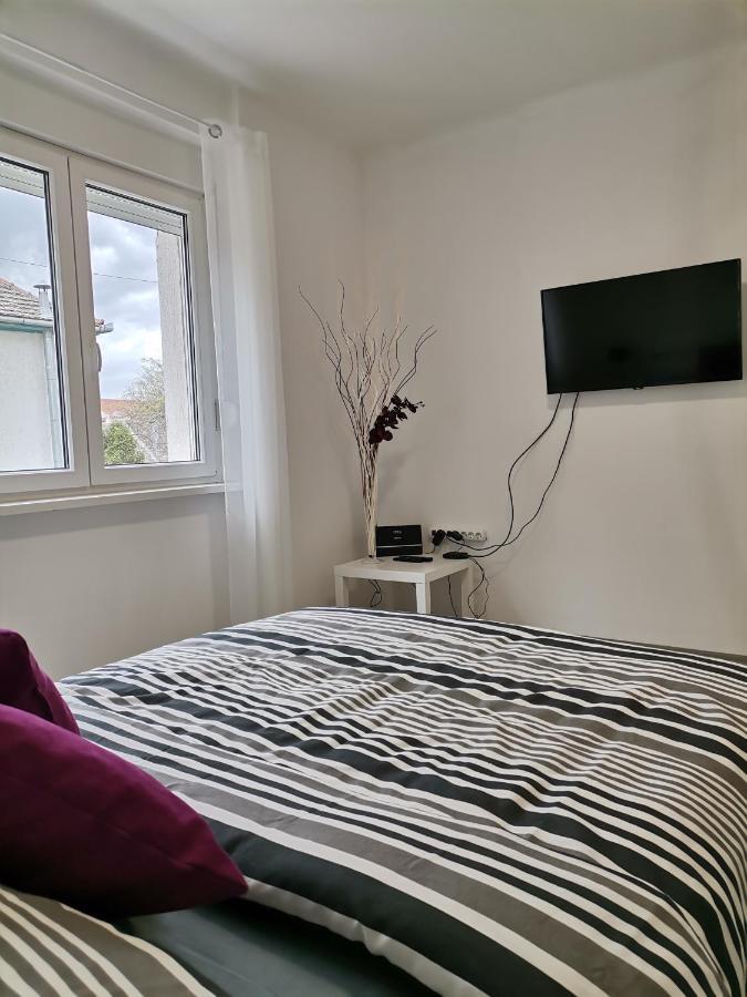 סומבור Apartman Maki מראה חיצוני תמונה