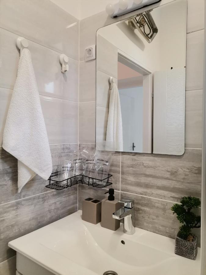 סומבור Apartman Maki מראה חיצוני תמונה